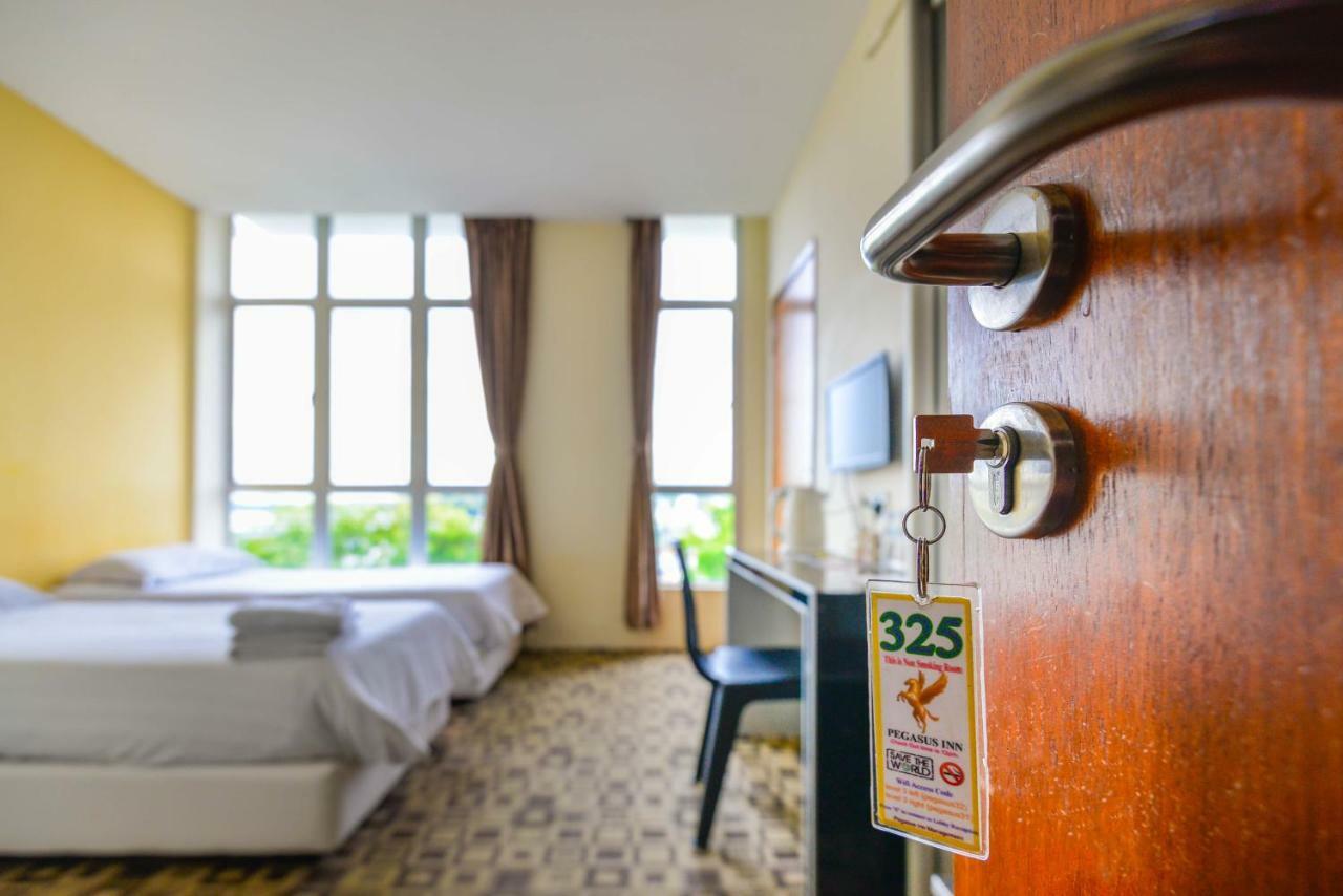 ฟูมะฮ์ โฮเต็ล ชะฮ์อาลัม Hotel ชาห์อาลัม ภายนอก รูปภาพ